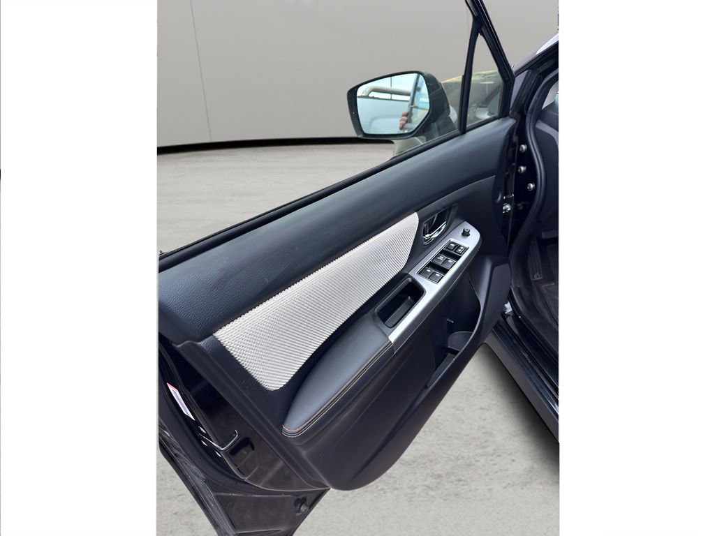 Used 2017 Subaru Crosstrek 2.0i Premium w/ Moonroof Package image 17