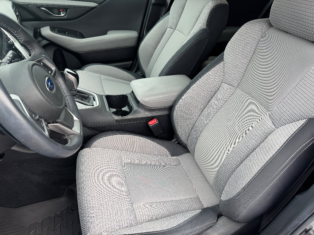 Used 2022 Subaru Outback Premium image 11