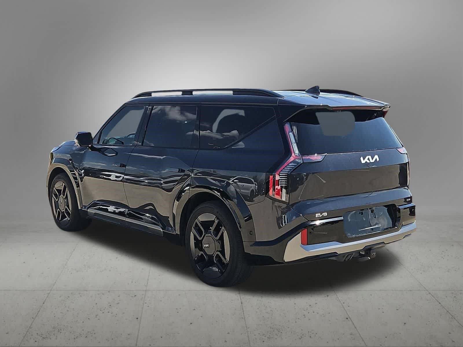 Certified 2024 Kia EV9 GT-Line AWD/4WD image 4