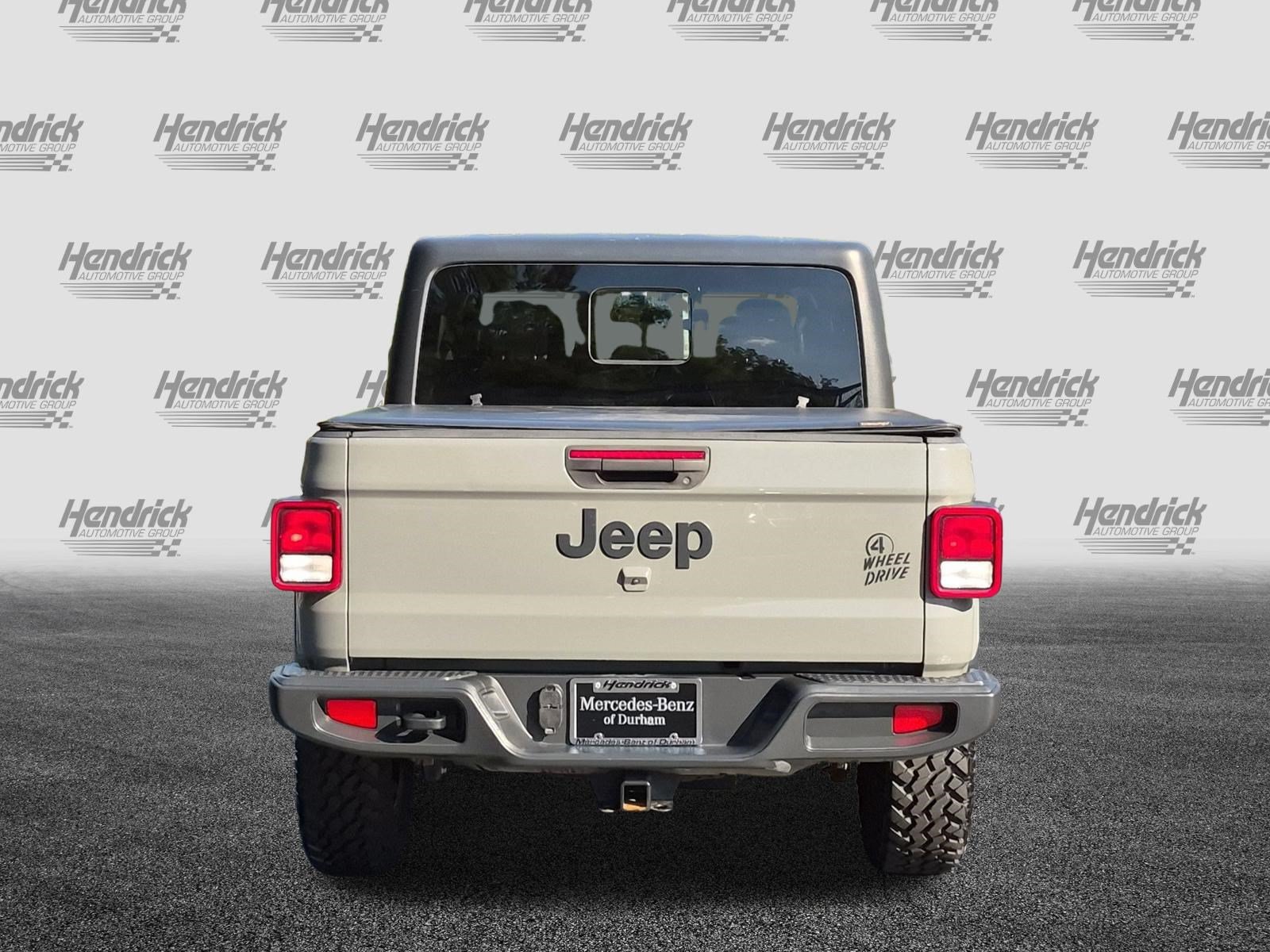 Used 2021 Jeep Gladiator Sport AWD/4WD image 9