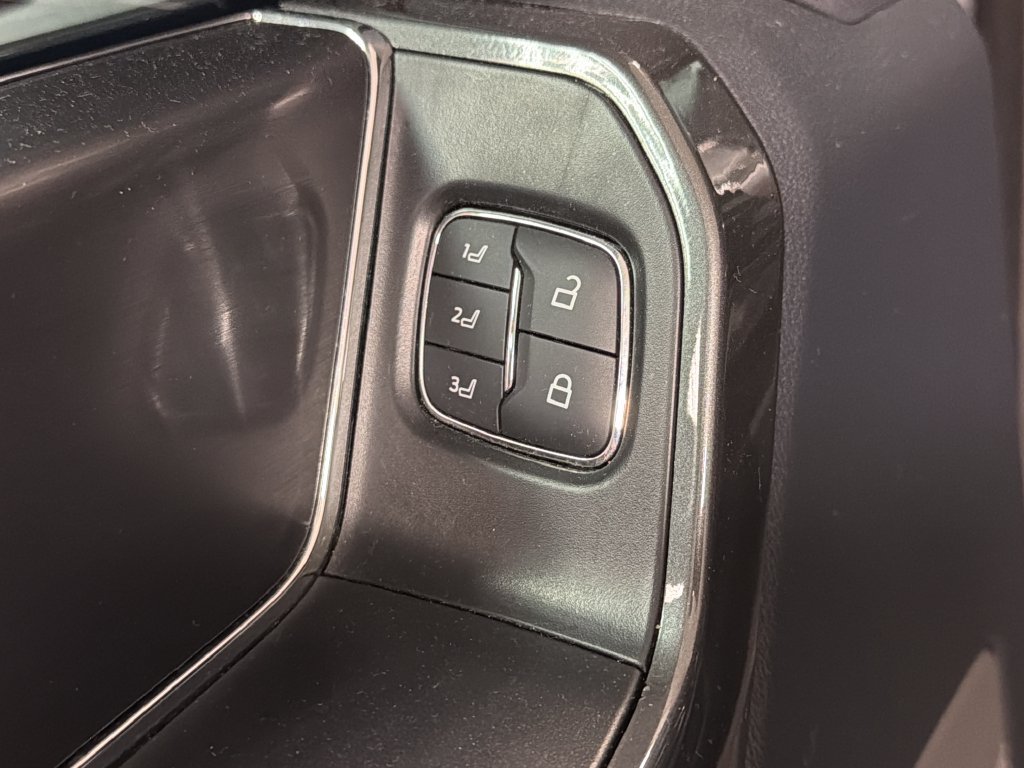 Used 2022 Ford F150 Lariat AWD/4WD image 23