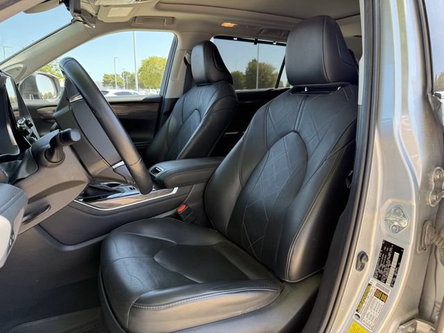 Used 2021 Toyota Highlander Platinum AWD/4WD image 25