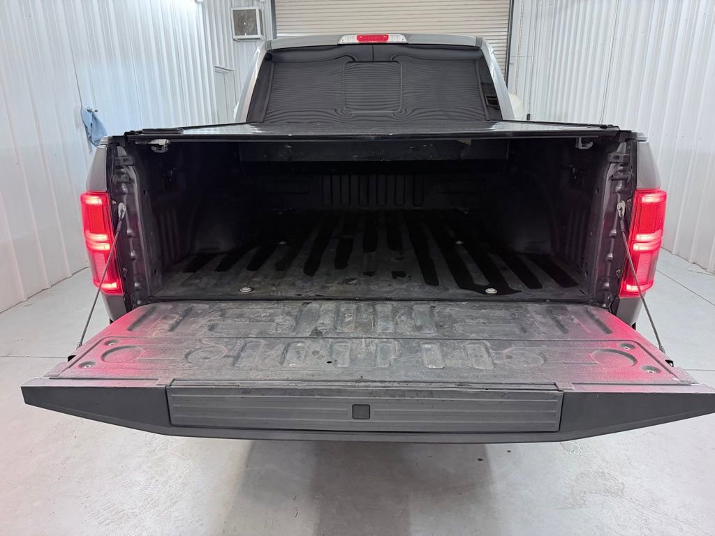 Used 2018 Ford F150 Platinum w/ Equipment Group 701A Luxury image 34