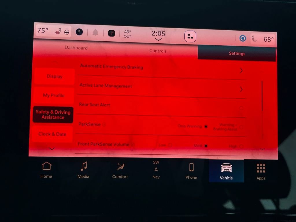 Used 2022 Jeep Wagoneer Series III w/ Flexible Seating Group image 7