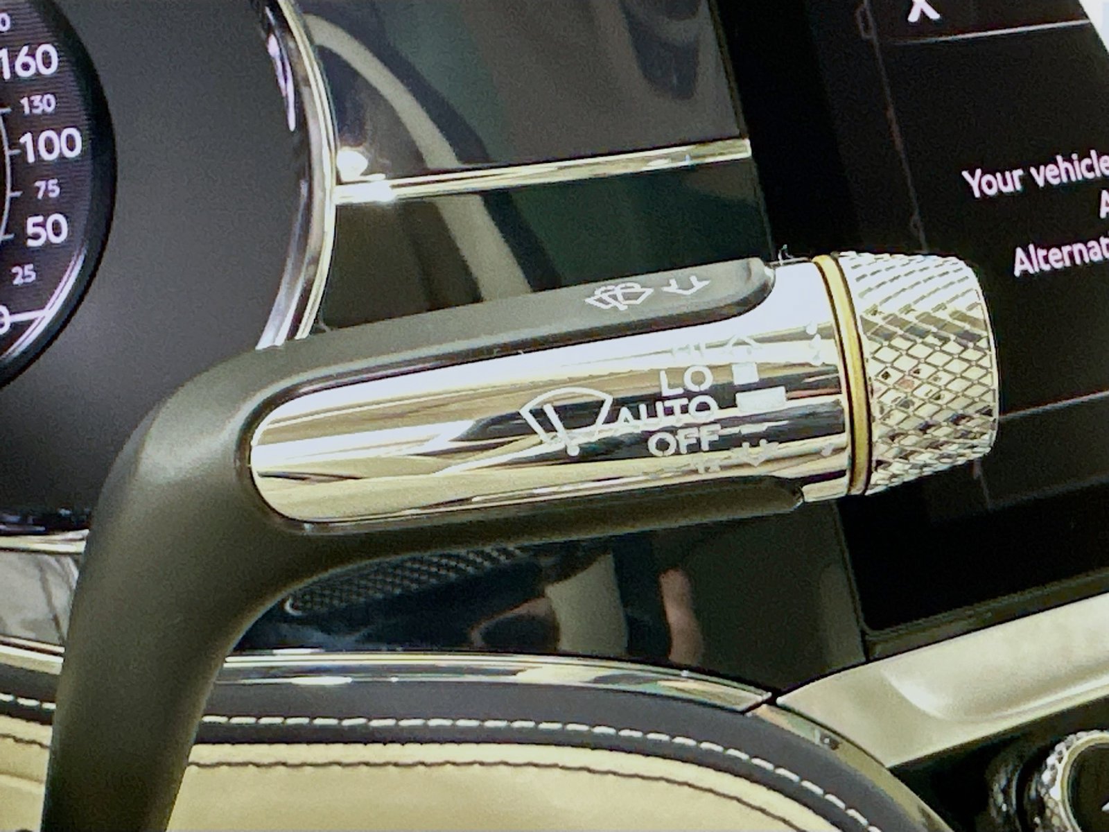 New 2026 Bentley Flying Spur V8 AWD/4WD image 23