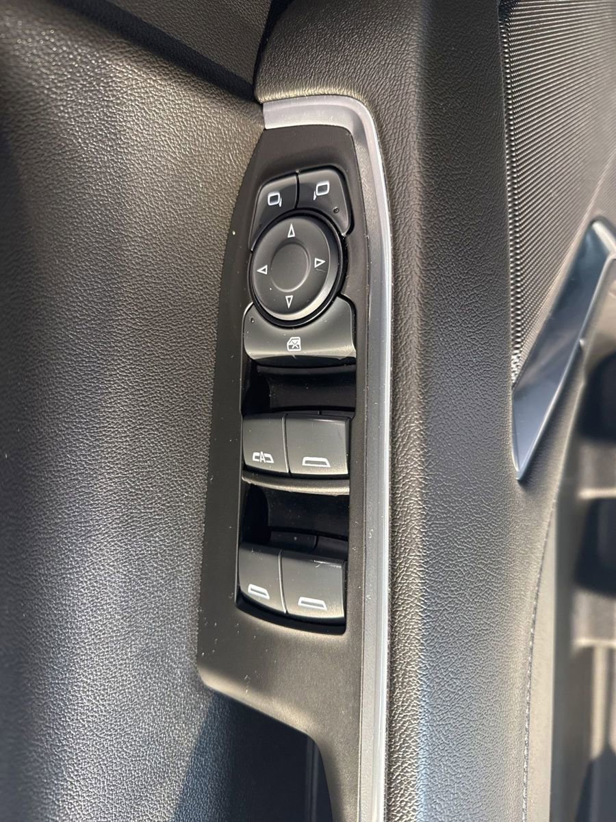 Used 2025 Chevrolet Silverado 1500 LT image 21