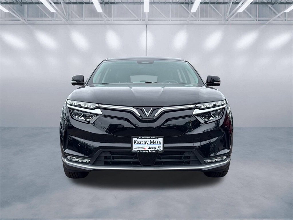 New 2025 VinFast VF 8 Eco image 2