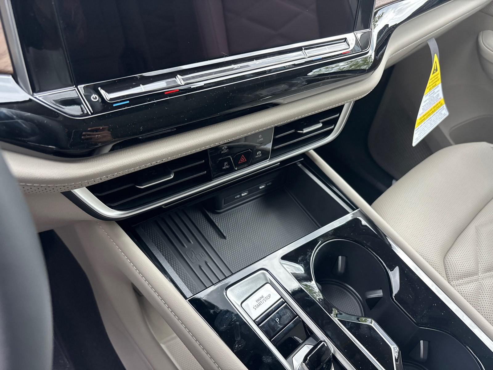 New 2026 Volkswagen Atlas SE AWD/4WD image 14