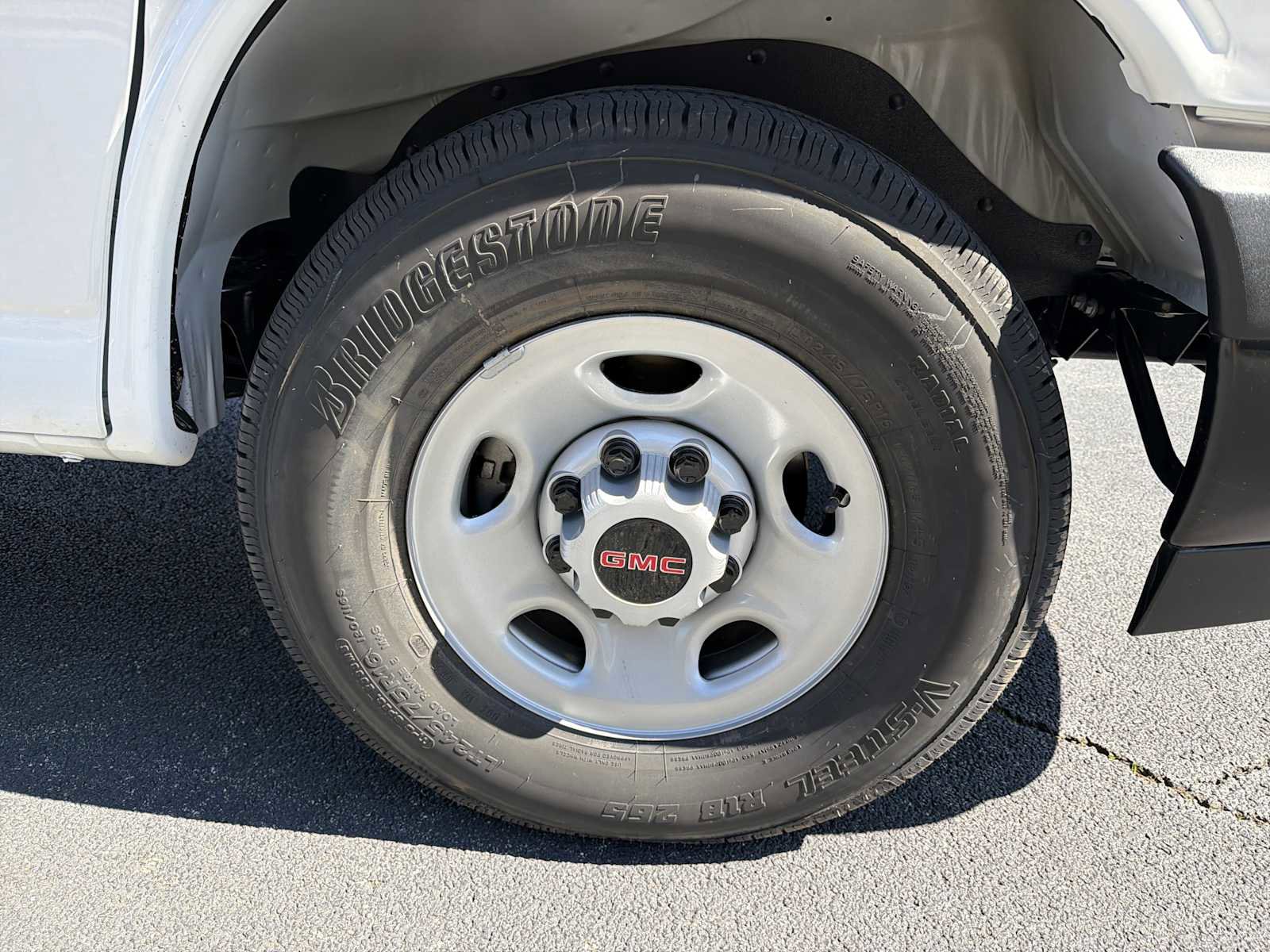 New 2025 GMC Savana 2500 w/ Driver Convenience Package image 10