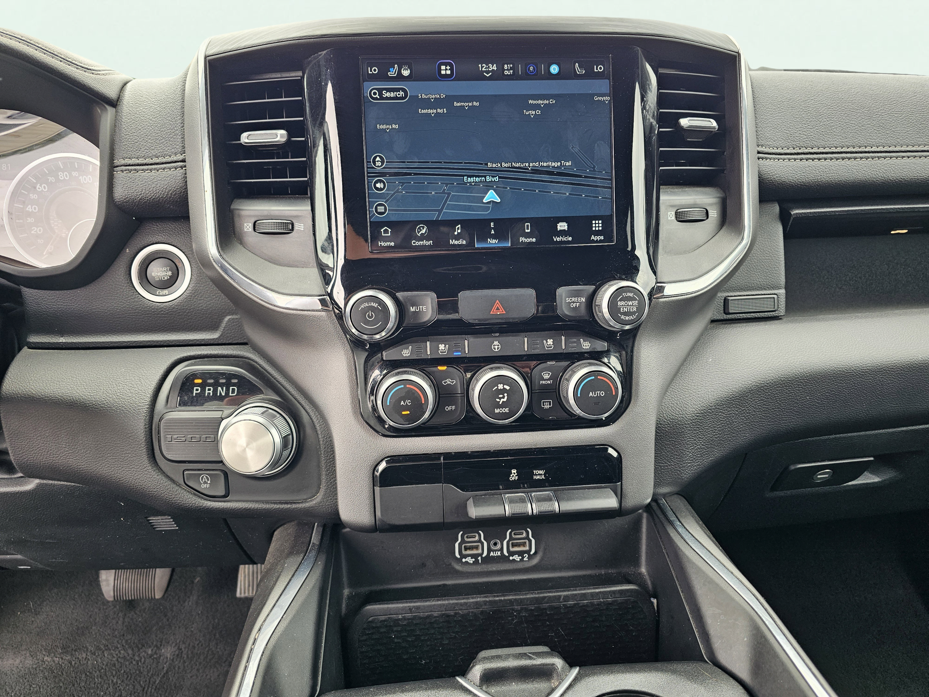 Used 2024 RAM 1500 Laramie RWD image 26