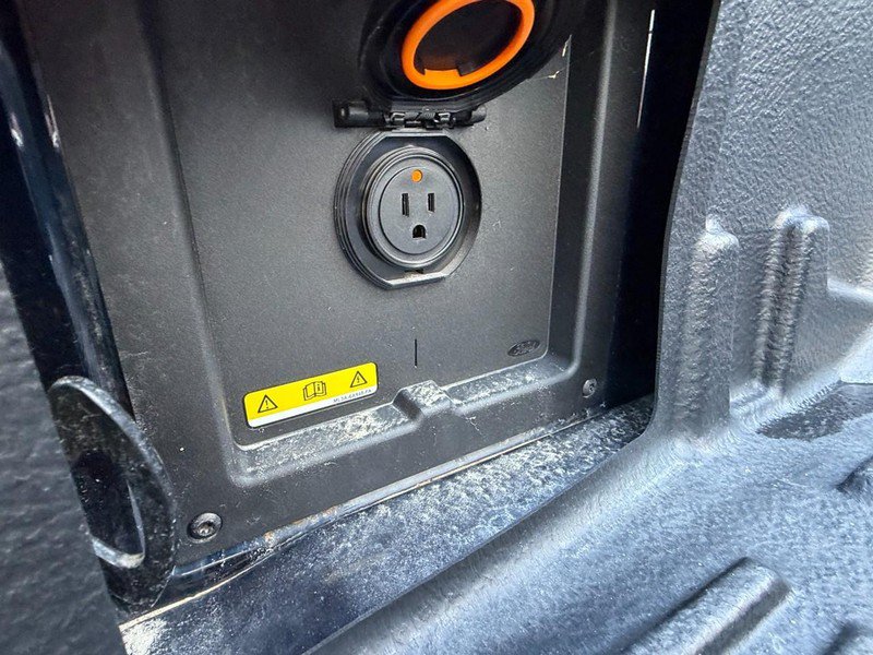 Used 2025 Ford F150 Lariat AWD/4WD image 16