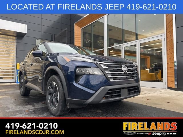 Used 2024 Nissan Rogue SV