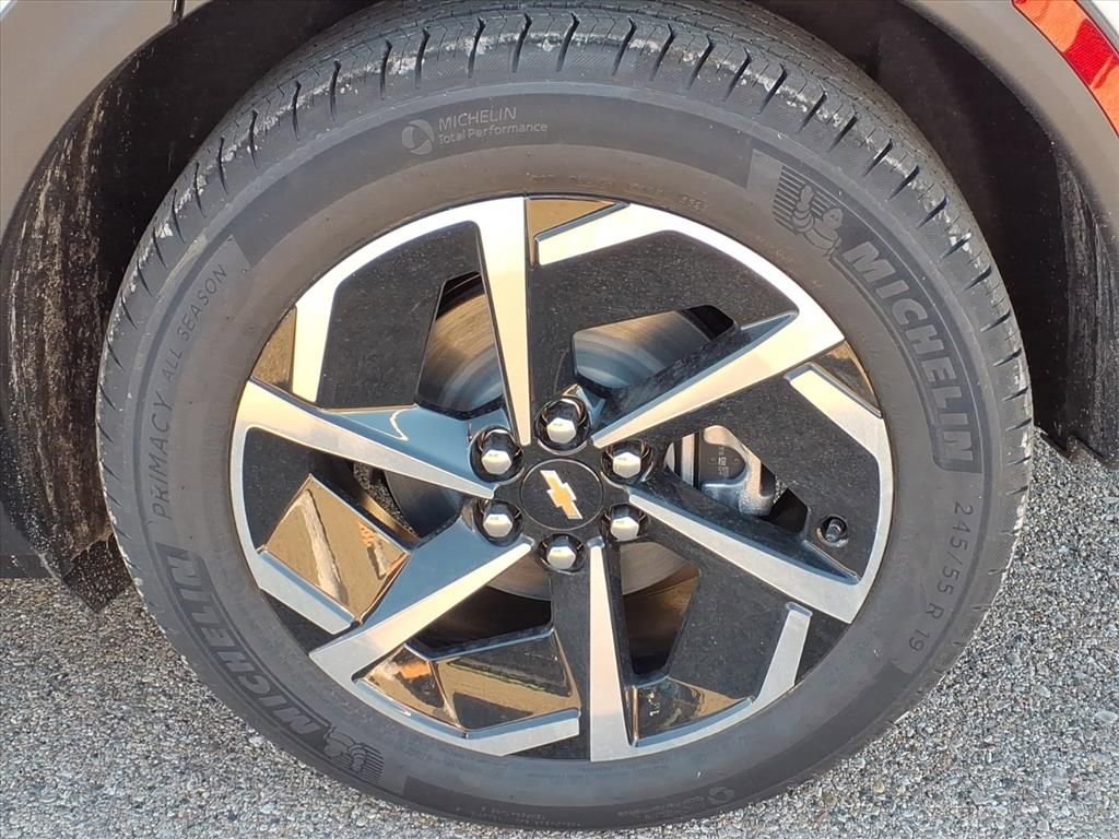 New 2026 Chevrolet Equinox EV LT image 7