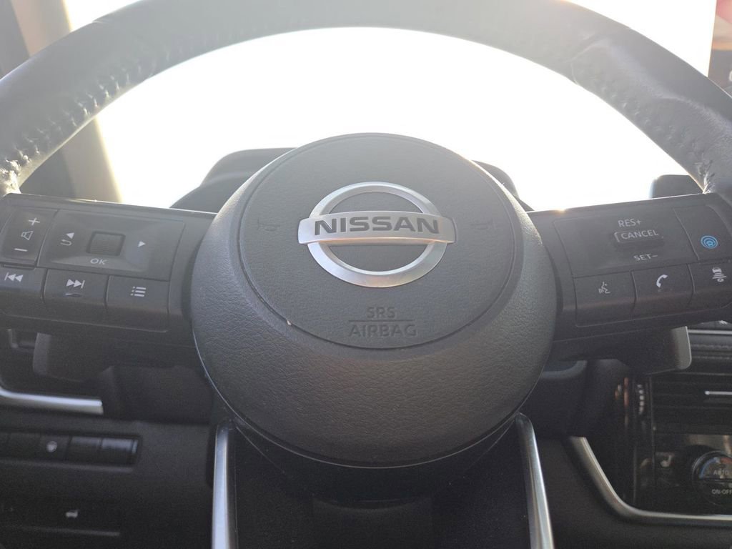 Used 2021 Nissan Rogue SL AWD/4WD image 28