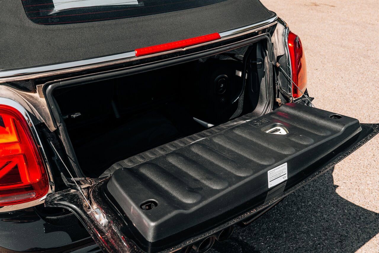 Used 2019 MINI Cooper John Cooper Works FWD image 44