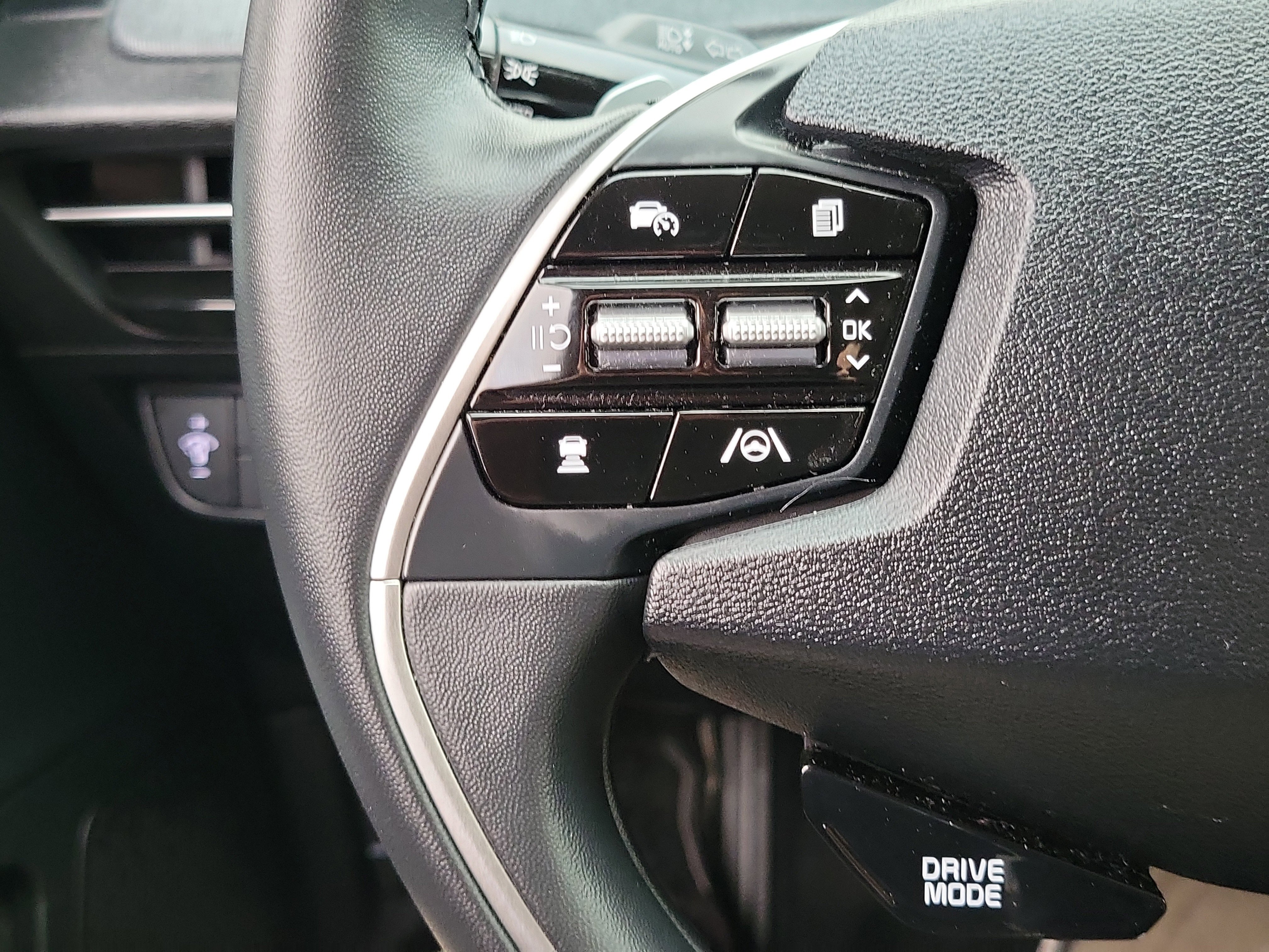 Used 2024 Kia EV6 Light image 11