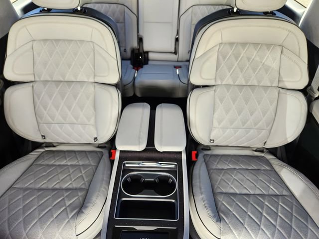 New 2026 Lincoln Navigator L Black Label image 14