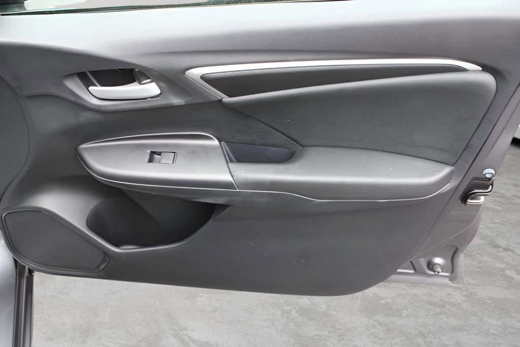 Used 2019 Honda Fit EX-L image 29