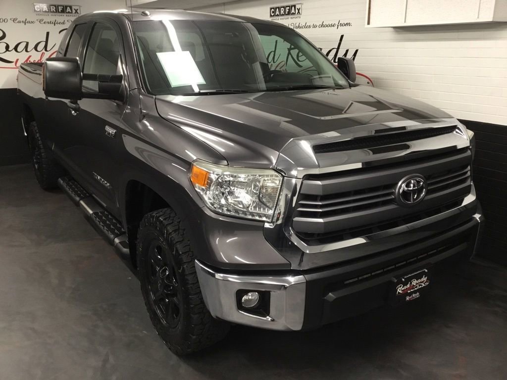 Used 2014 Toyota Tundra SR5 AWD/4WD image 2