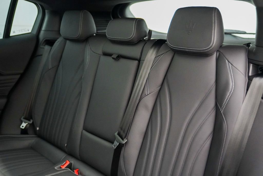 New 2025 Maserati Grecale Modena image 23