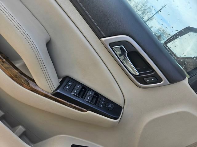 Used 2016 GMC Yukon XL Denali w/ Open Road Package RWD image 11