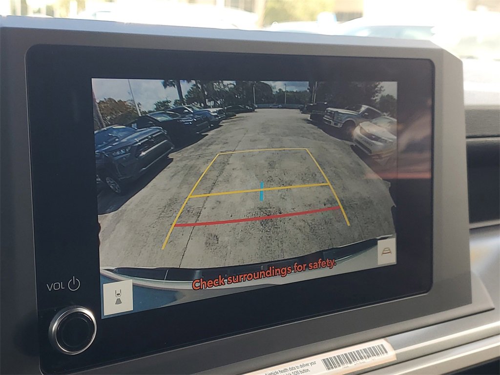 Used 2024 Toyota Tacoma SR5 w/ SR5 Upgrade Package image 25