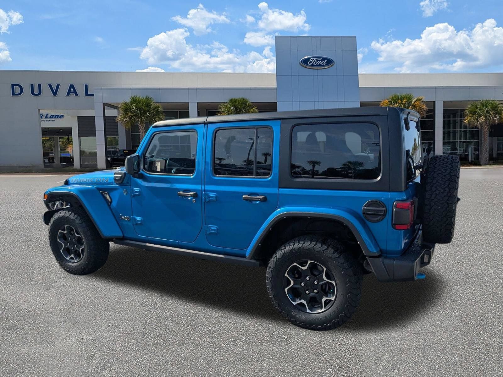 Used 2022 Jeep Wrangler Unlimited Rubicon 4xe AWD/4WD image 6