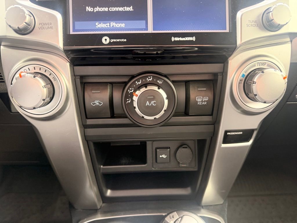 Used 2021 Toyota 4Runner SR5 image 39