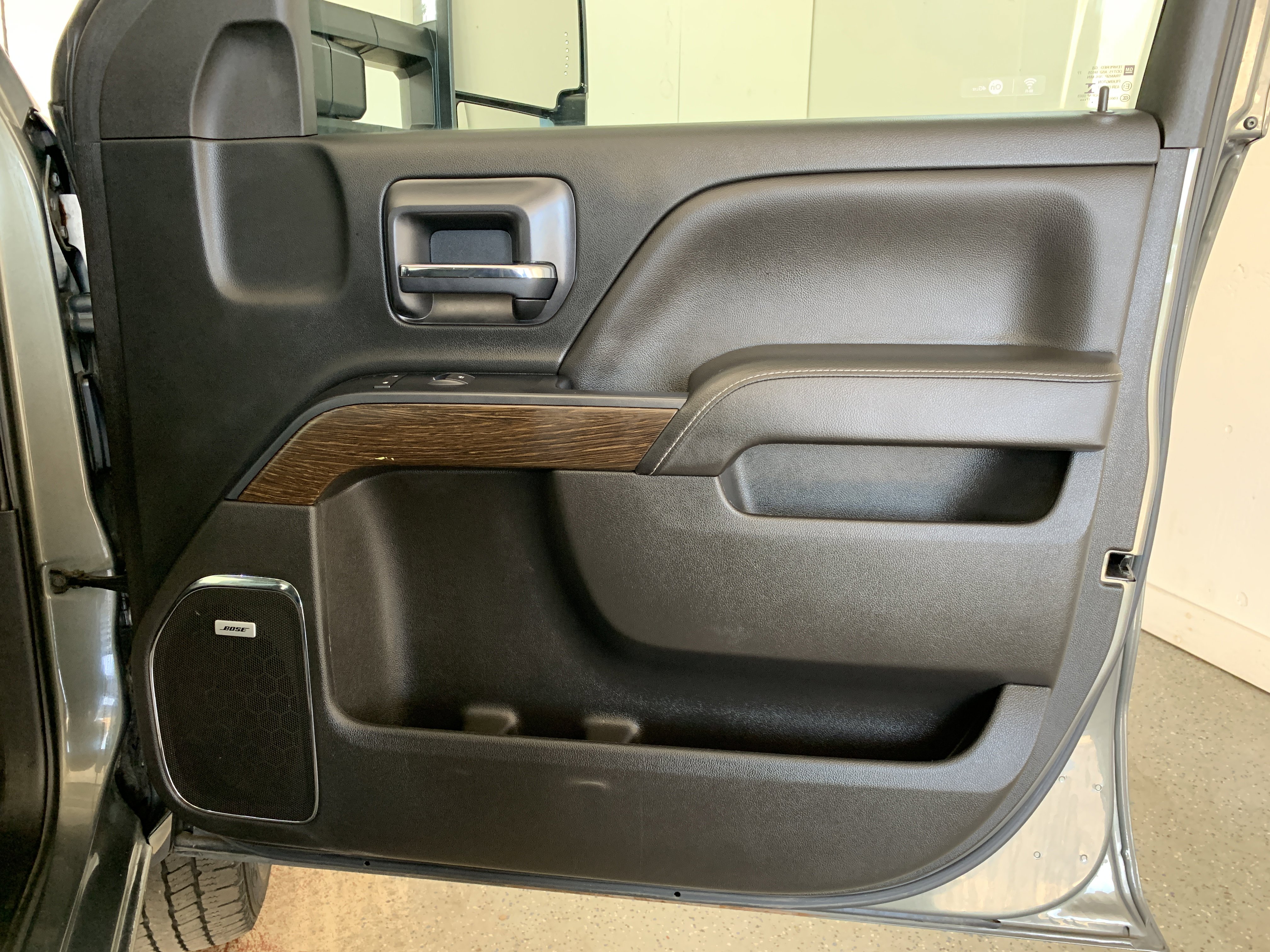 Used 2018 GMC Sierra 2500 Denali w/ Duramax Plus Package image 37