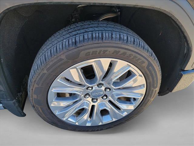 Used 2022 GMC Sierra 1500 Denali w/ Denali Premium Package image 11