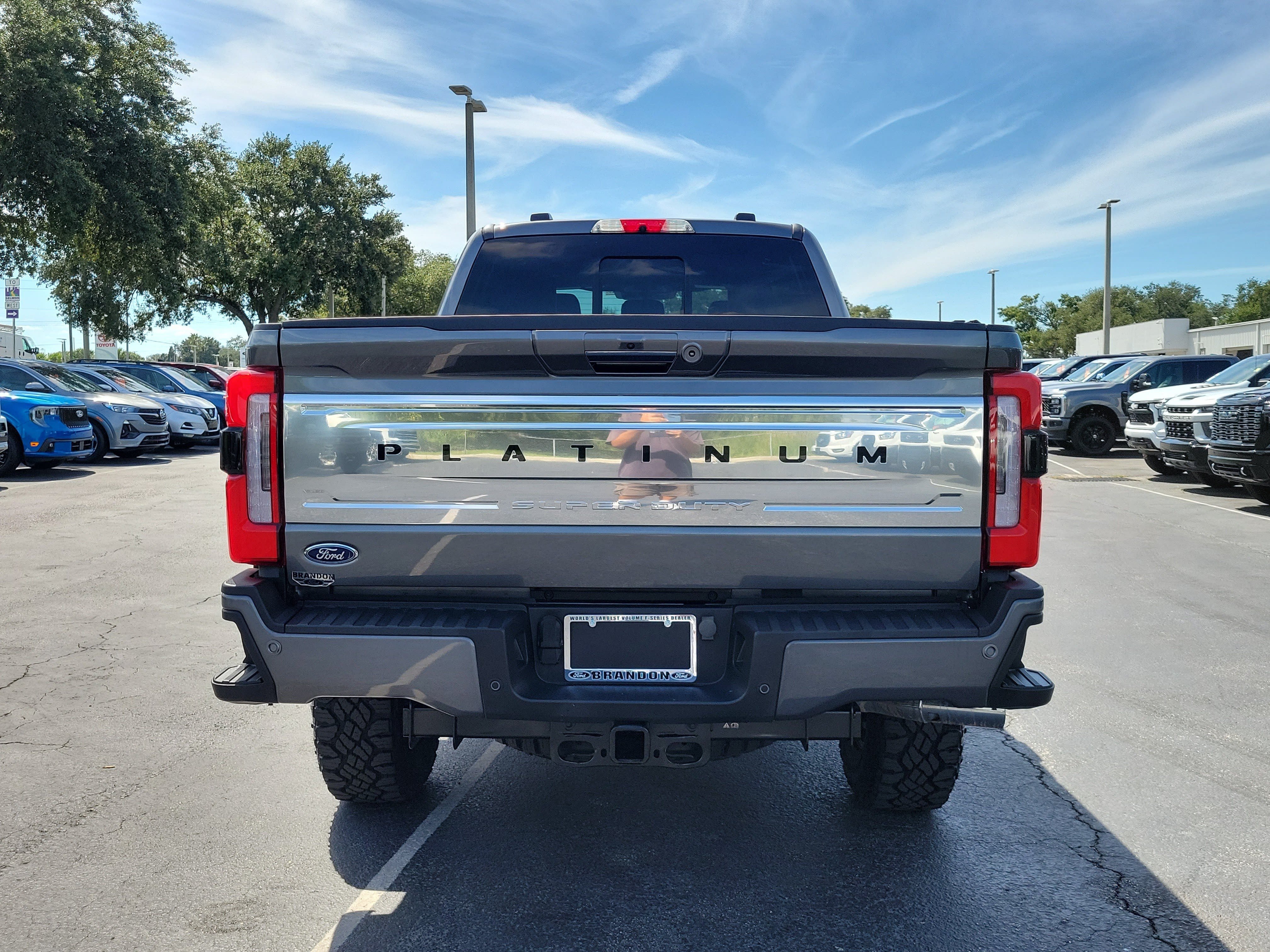 Certified 2024 Ford F250 Platinum w/ Tremor Off-Road Package AWD/4WD image 8
