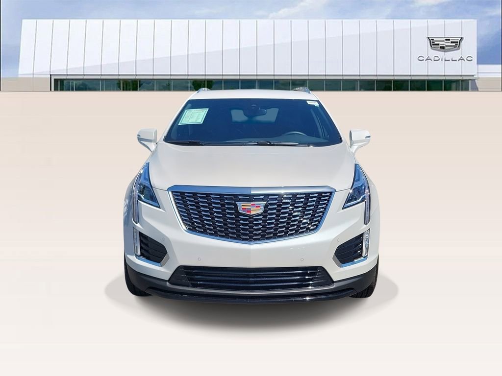 Used 2025 Cadillac XT5 Luxury image 3