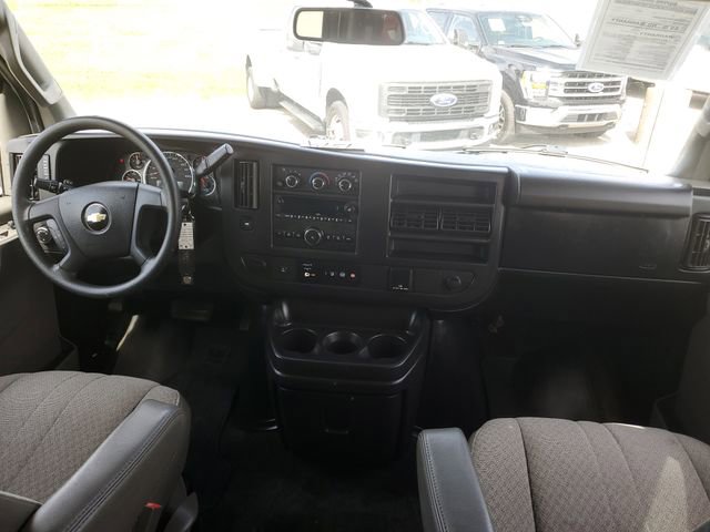 Used 2018 Chevrolet Express 3500 LT w/ LT Preferred Equipment Group RWD image 10