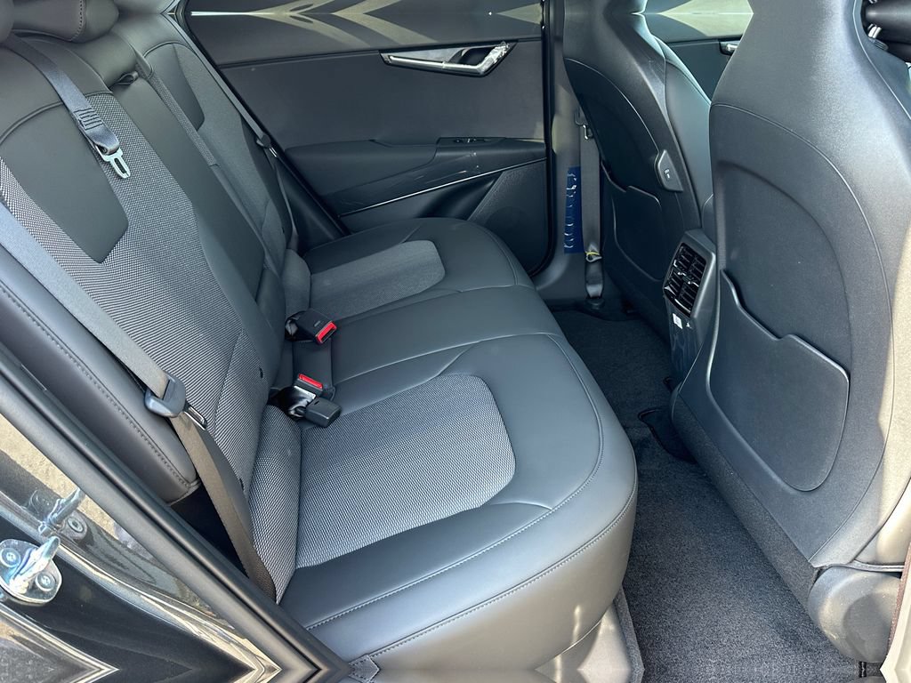 New 2026 Kia Niro Wind w/ Wind Preserve Package FWD image 16
