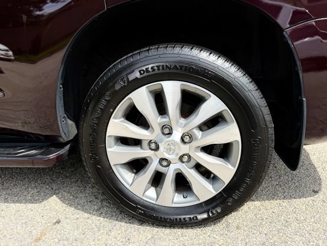 Used 2016 Toyota Sequoia Limited w/ Safety & Convenience Package AWD/4WD image 40