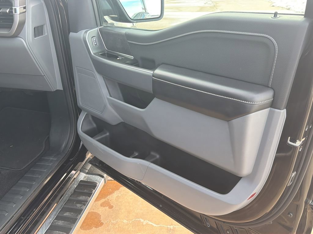 Used 2025 Ford F150 XLT w/ Equipment Group 301A Standard image 10
