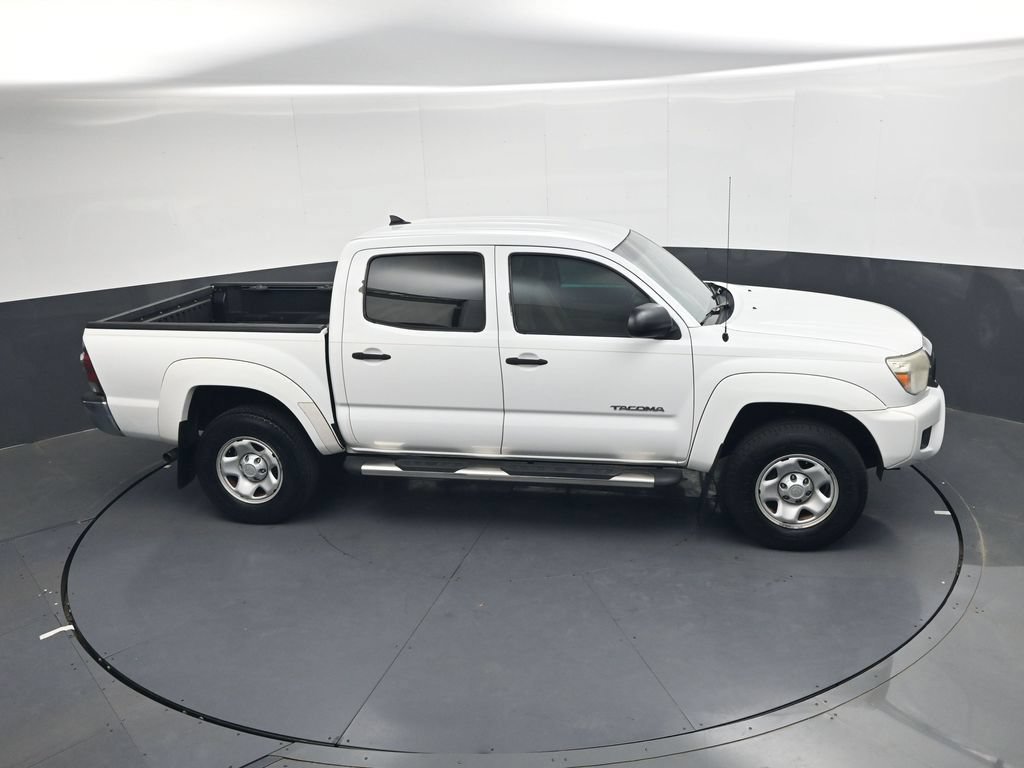 Used 2015 Toyota Tacoma PreRunner w/ SR5 Package RWD image 25