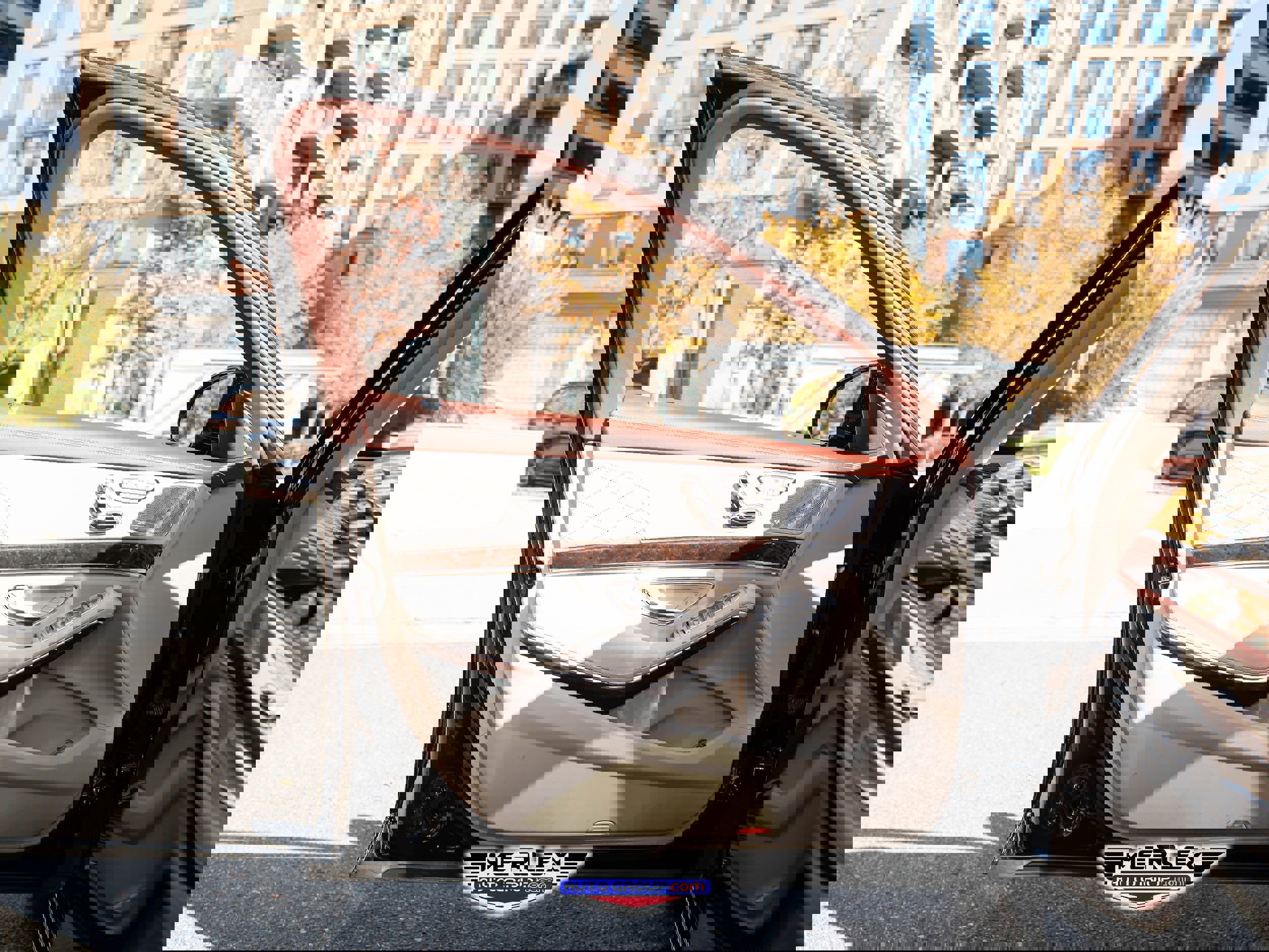 Used 2018 Mercedes-Benz S 560 4MATIC Sedan w/ Premium Package image 44