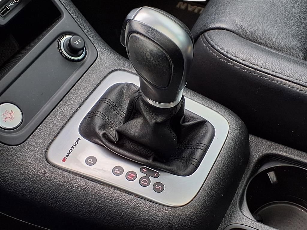 Used 2017 Volkswagen Tiguan Sport image 14