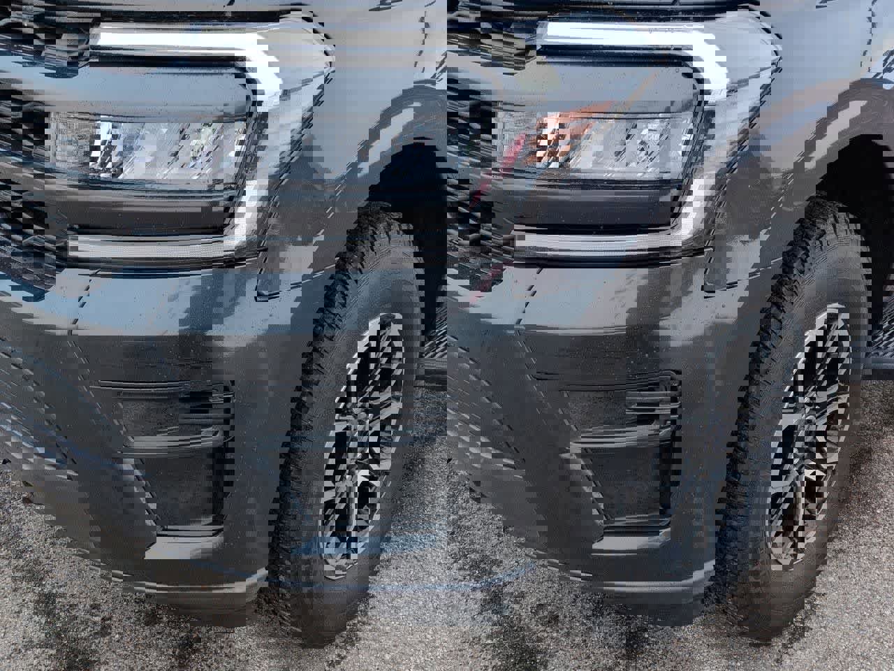 Used 2024 Ford Expedition Max XLT AWD/4WD image 10