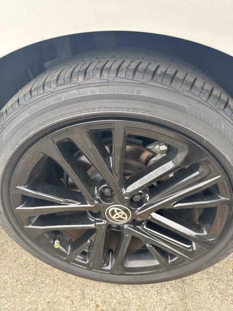 Used 2025 Toyota Camry SE image 23