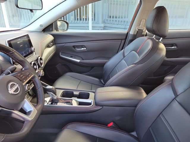 Used 2025 Nissan Sentra SR w/ SR Premium Package image 13