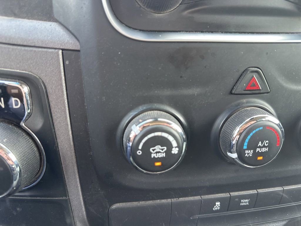 Used 2015 RAM 1500 Express RWD image 15