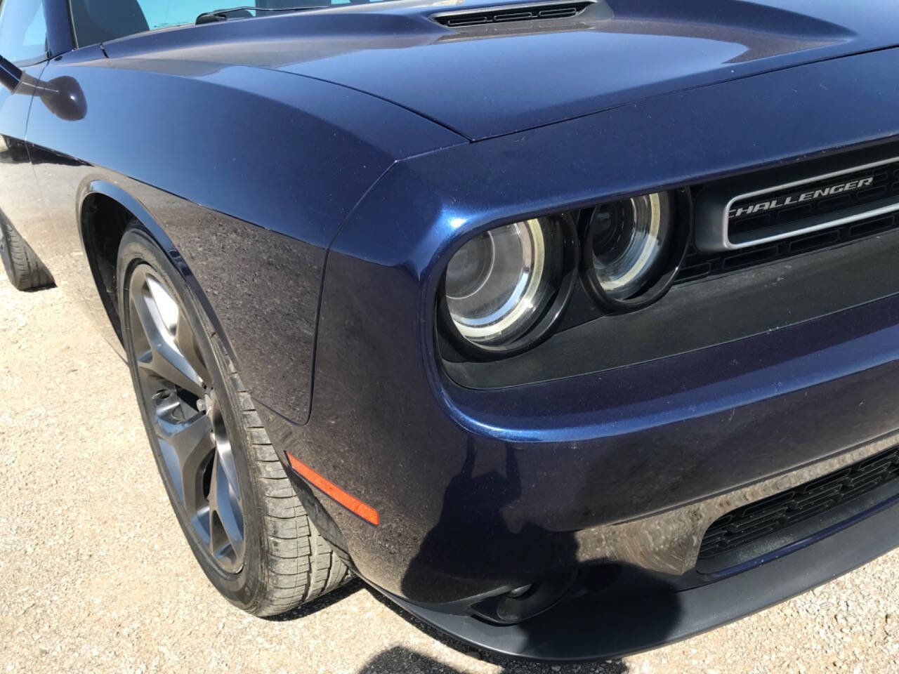 Used 2015 Dodge Challenger SXT Plus w/ Driver Convenience Group image 18