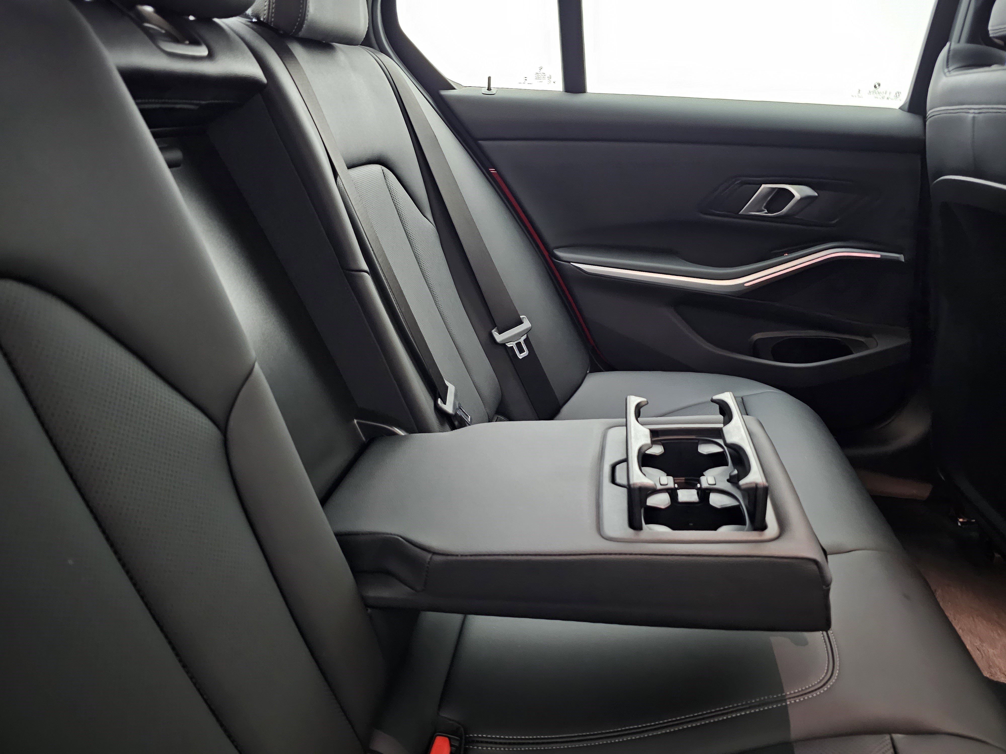 Used 2024 BMW 330i xDrive Sedan image 27