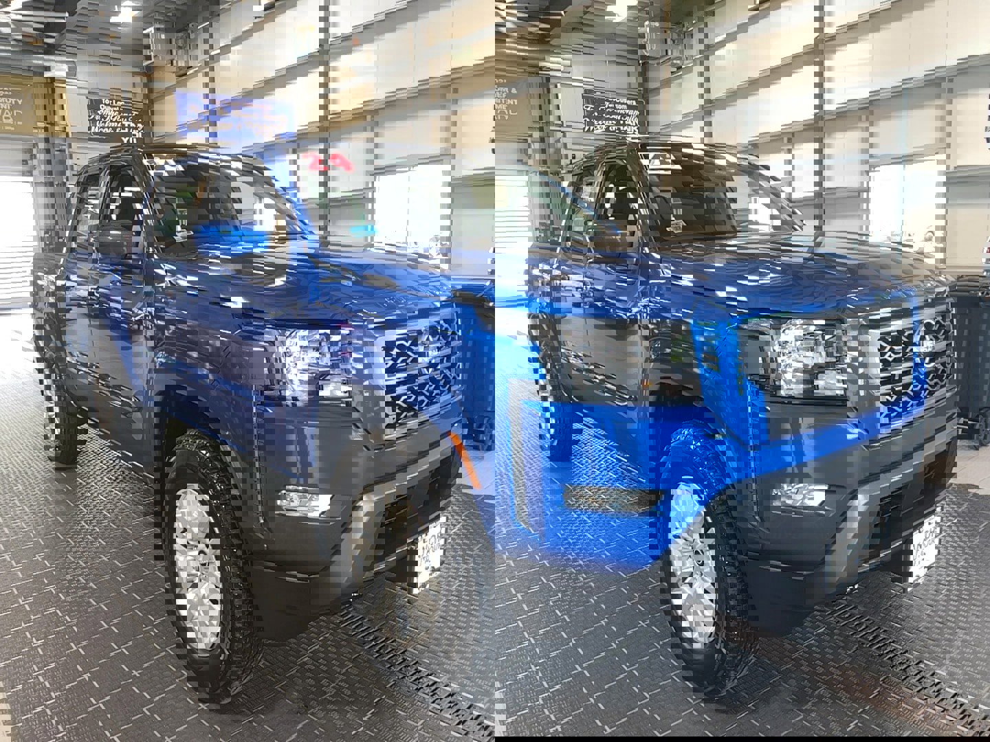Used 2024 Nissan Frontier SV w/ SV Convenience Package