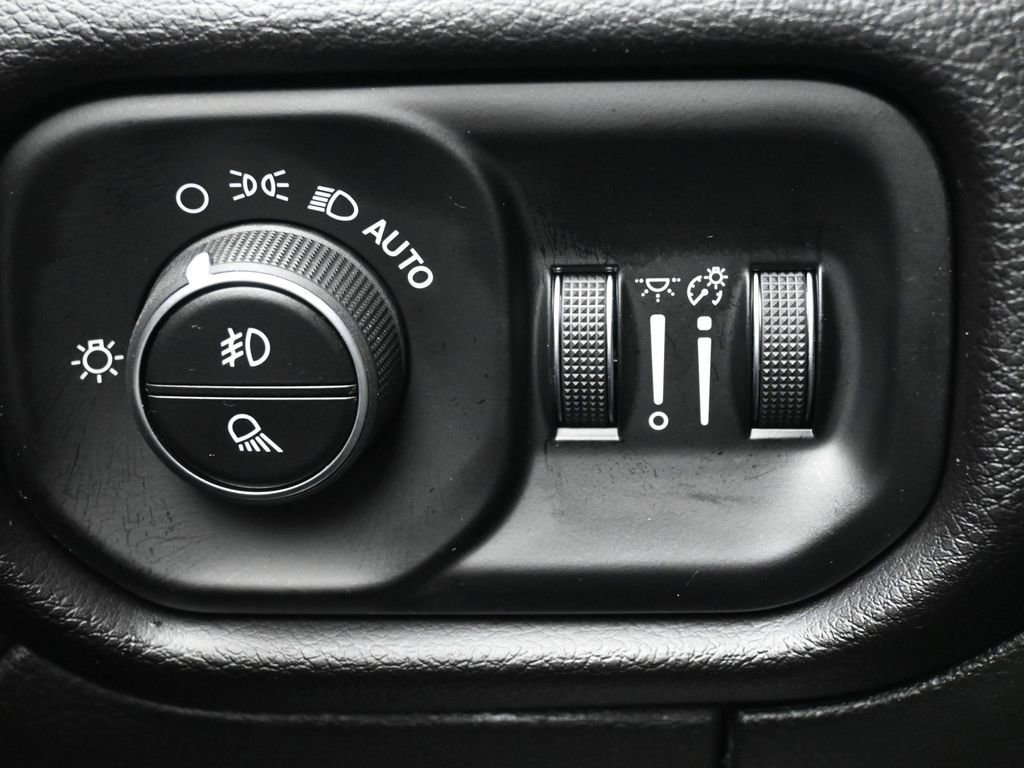 New 2025 RAM 2500 Laramie image 22