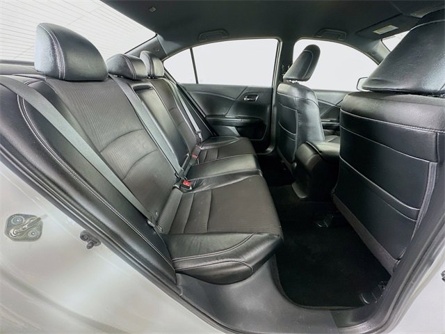 Used 2016 Honda Accord Sport image 6