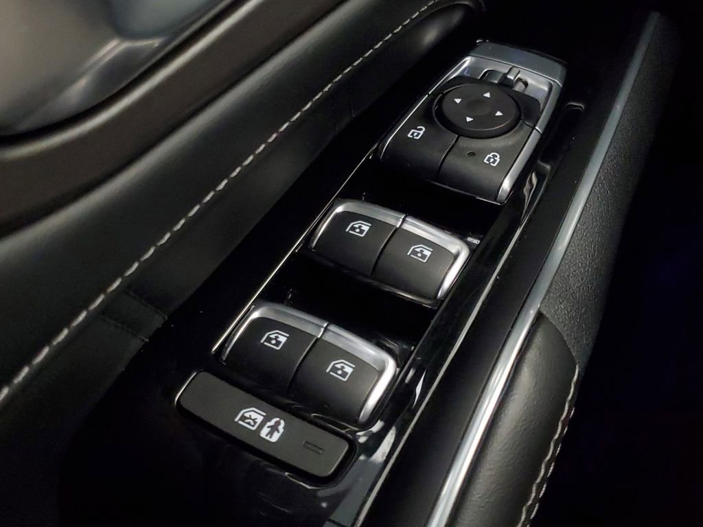 Used 2023 Kia Sorento SX image 17