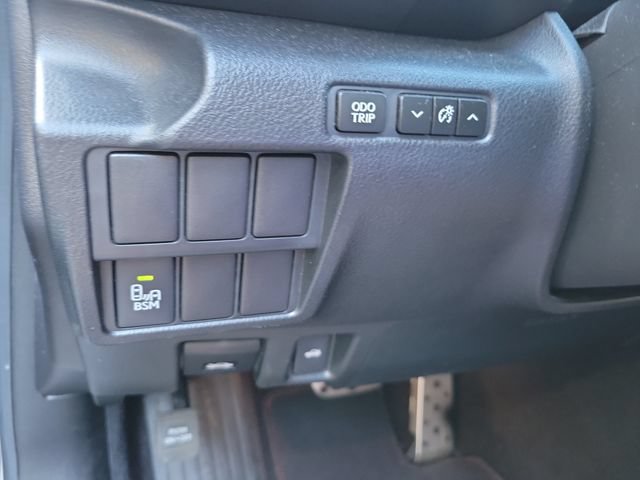 Used 2014 Lexus IS 350 w/ F Sport Package RWD image 35